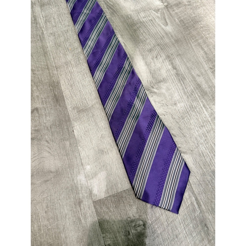 Donald J Trump Signature Collection Purple Striped 100% Silk Necktie Handmade